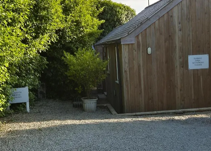 Lanarth Chalet In Hayle Cornwall